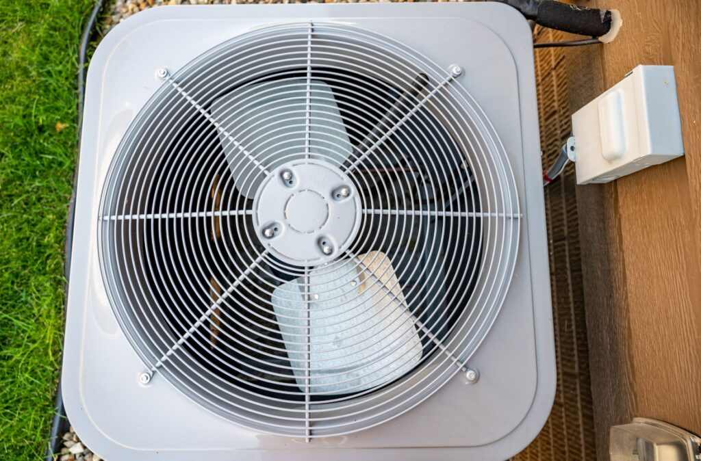 Why Is My AC Fan Not Working But The Compressor Is? 2 AC repair