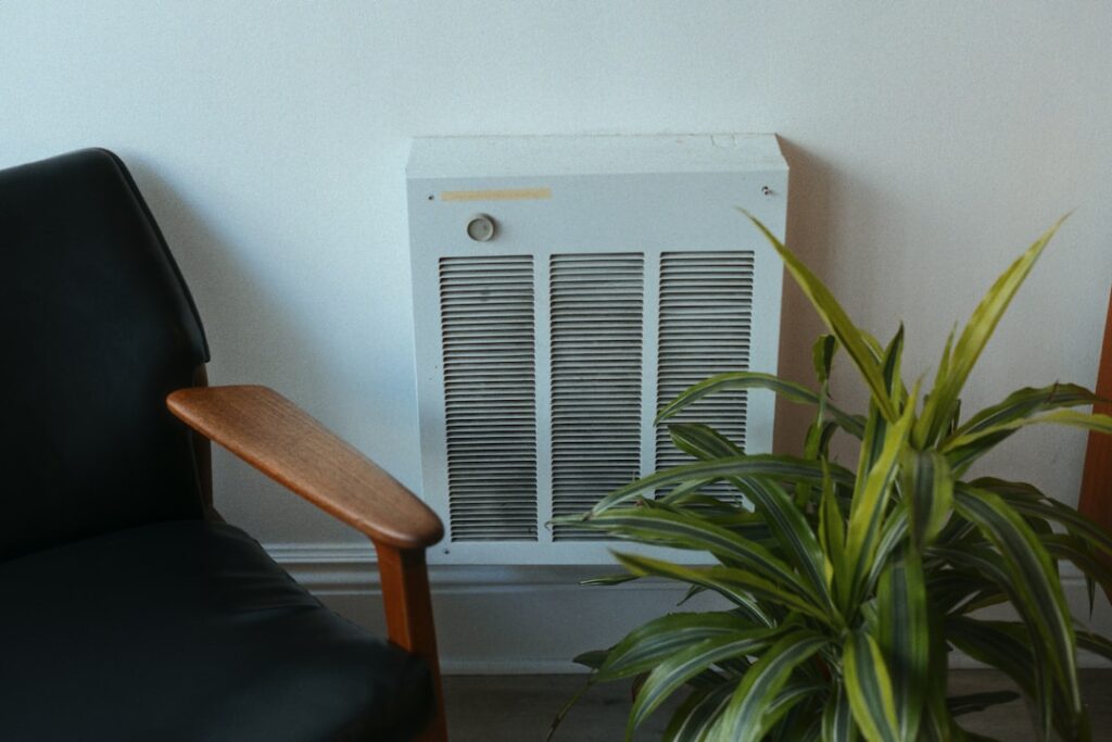 Don't Get Burned by High Bills: Smart Solutions for Affordable Home Heating 2 Affordable heating solutions