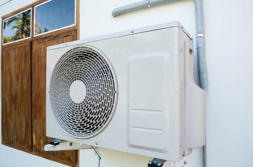 Advantages of Choosing a Ductless AC System for Your Home 10 Advantages of Choosing a Ductless AC System for Your Home