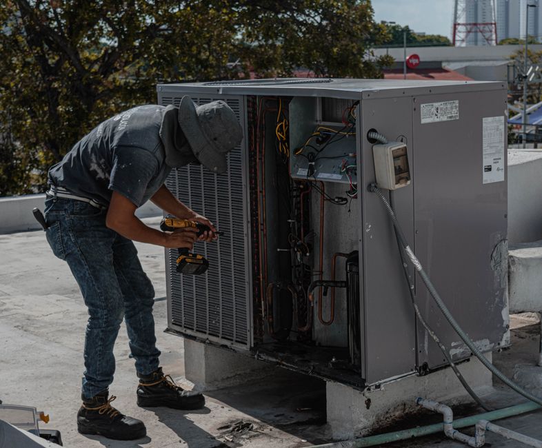 Most Common Air Conditioner Repairs in the Upper Midwest 6 Most Common Air Conditioner Repairs in the Upper Midwest