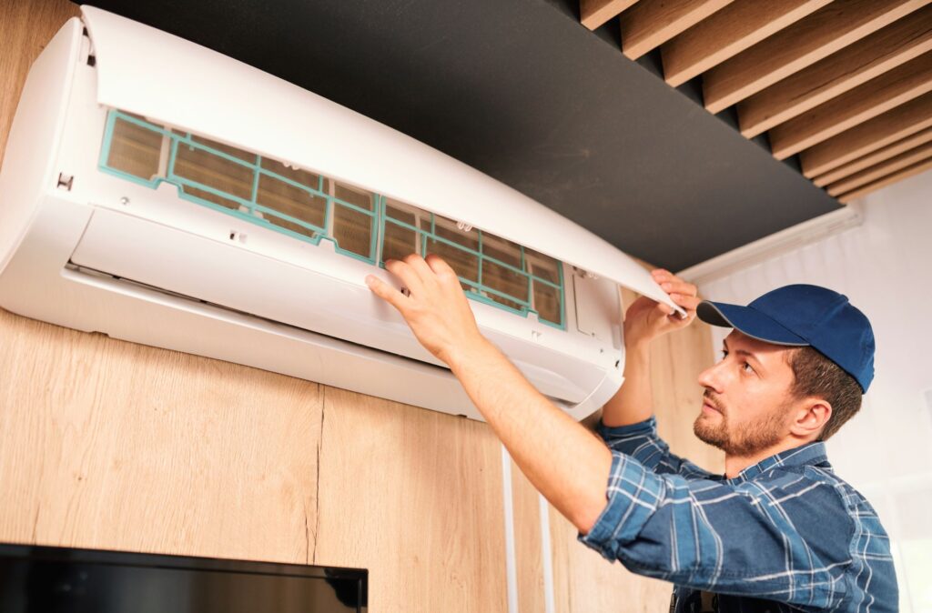 Signs Your AC Needs Replacement This Winter 4 Signs Your AC Needs Replacement This Winter