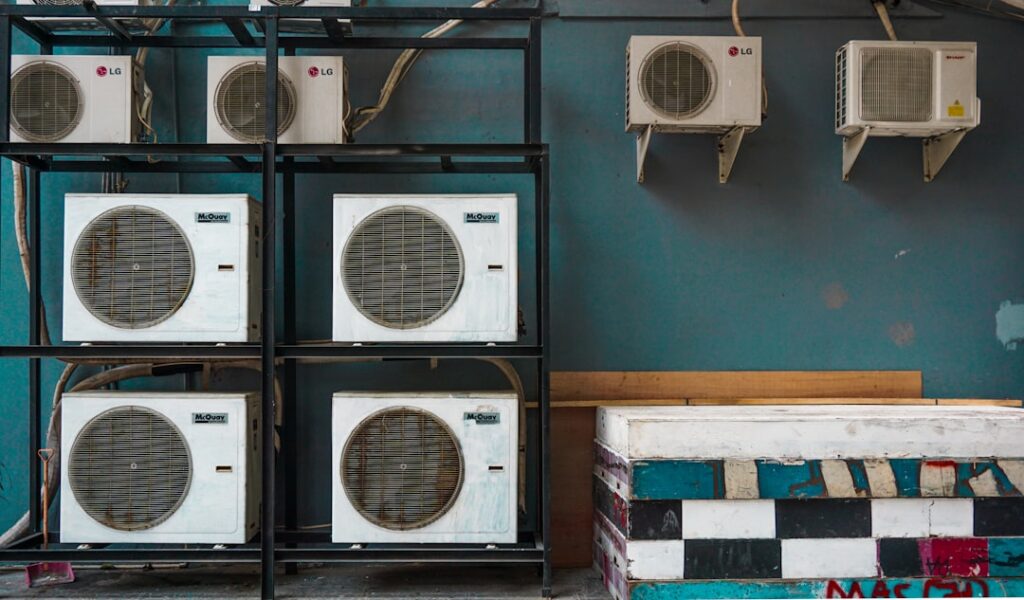 How to Check If AC Refrigerant Is Low: 3 Methods 2 how to check if ac refrigerant is low methods image